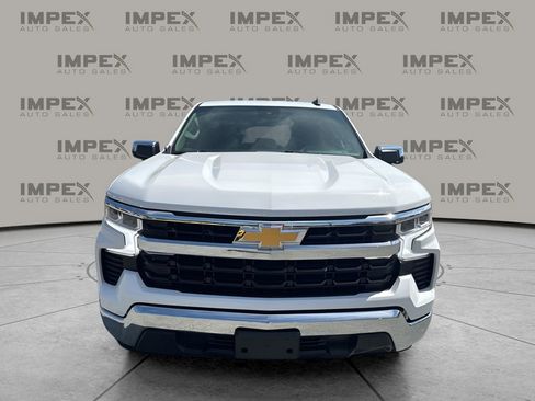 Used 2025 Chevrolet Silverado 1500 LT image 8