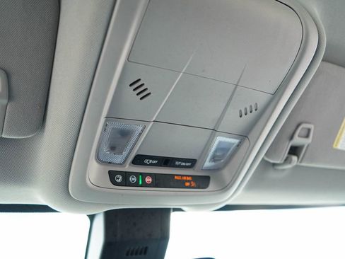 Used 2022 Chevrolet Equinox LS FWD image 11
