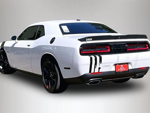 Used 2021 Dodge Challenger R/T w/ Blacktop Package RWD image 4