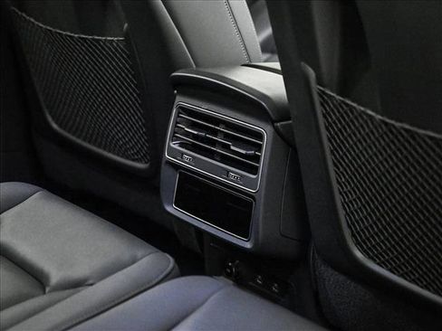 Certified 2025 Audi Q7 3.0T Premium Plus w/ Premium Plus Package image 18