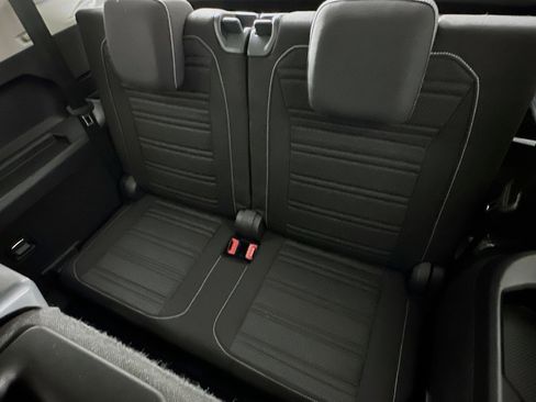 Used 2024 Volkswagen Tiguan S image 28