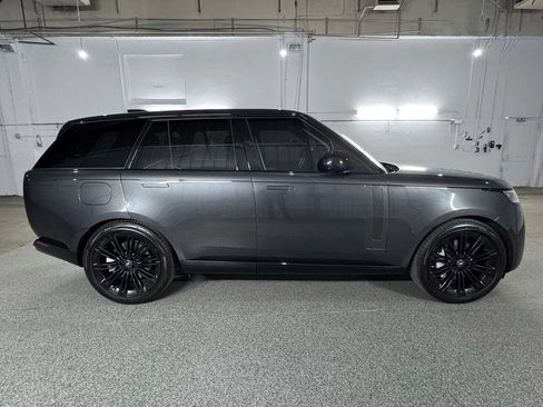 Used 2023 Land Rover Range Rover SE AWD/4WD image 10