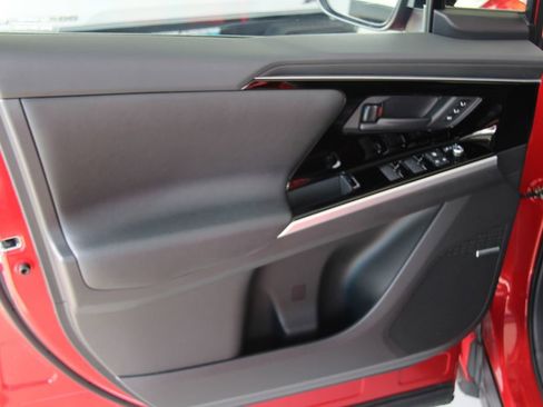 Used 2024 Subaru Solterra Touring w/ Touring Package image 14