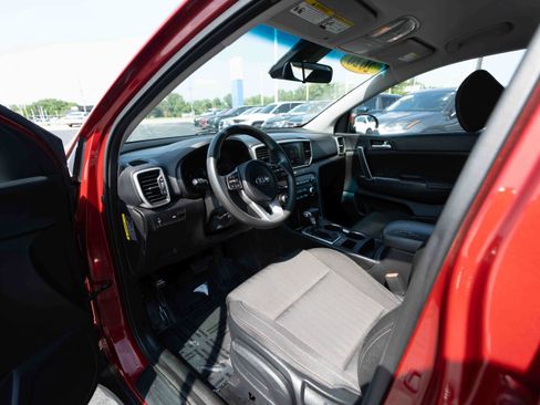 Used 2020 Kia Sportage LX FWD image 8