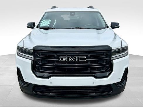 Used 2023 GMC Acadia SLE w/ Driver Convenience Package image 2