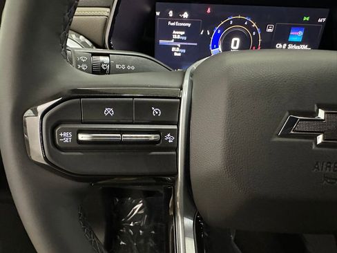 Certified 2026 Chevrolet Colorado ZR2 w/ Technology Package image 13