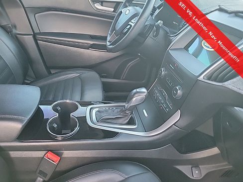 Used 2018 Ford Edge SEL w/ Equipment Group 201A image 44