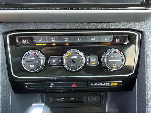 Used 2022 Volkswagen Atlas SE AWD/4WD image 16