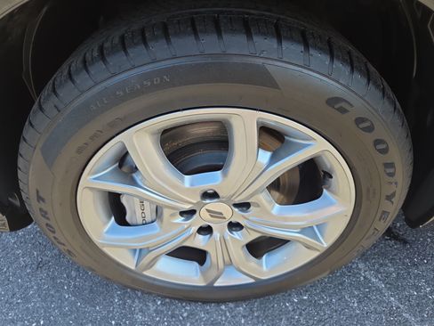 Used 2024 Dodge Hornet R/T AWD/4WD image 13
