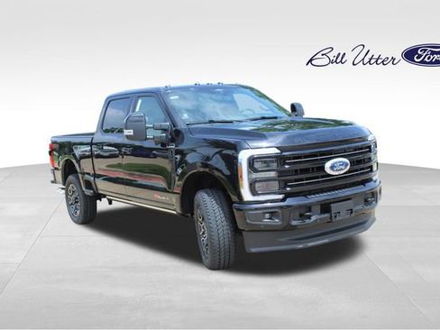 New 2026 Ford F250 Platinum AWD/4WD image 2