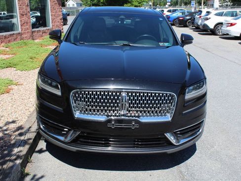 Used 2019 Lincoln Nautilus Reserve AWD/4WD image 4