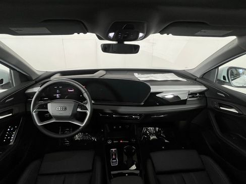 New 2025 Audi Q6 e-tron Premium Plus image 17