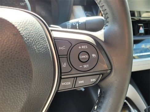 Used 2022 Toyota Corolla SE image 35