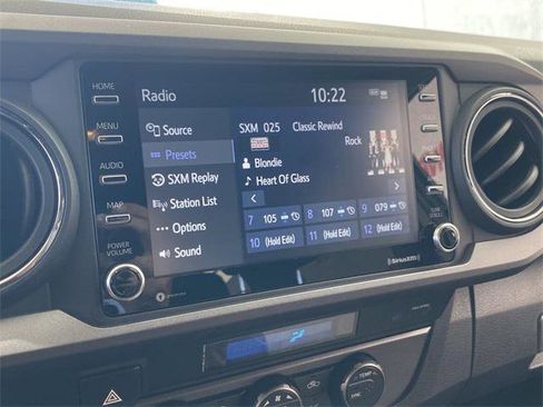 Certified 2023 Toyota Tacoma TRD Off-Road w/ Technology Package AWD/4WD image 17