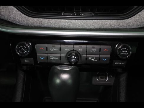 Used 2022 Jeep Compass Latitude w/ Convenience Group AWD/4WD image 27