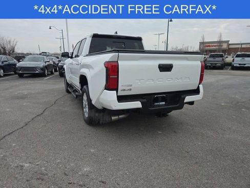 Used 2024 Toyota Tacoma SR5 image 18