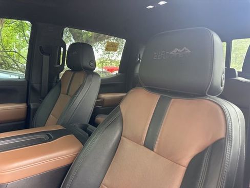 Used 2021 Chevrolet Silverado 1500 High Country RWD image 22