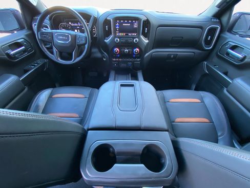 Used 2021 GMC Sierra 1500 AT4 w/ Technology Package image 3