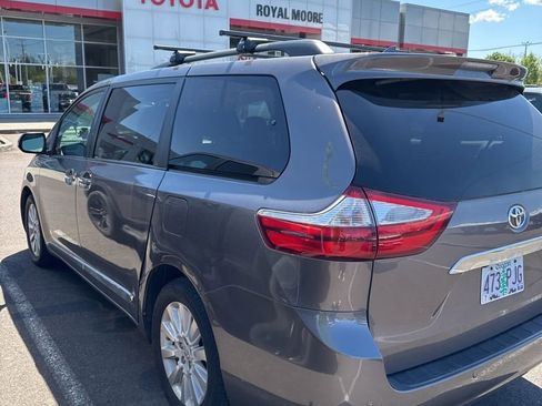 Used 2015 Toyota Sienna Limited Premium AWD/4WD image 4