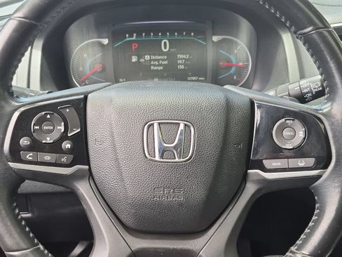 Used 2019 Honda Pilot Touring image 16