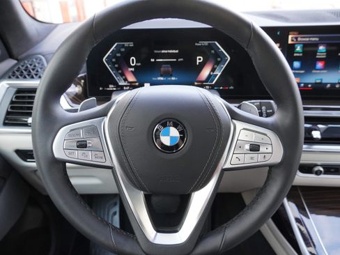 Certified 2026 BMW X7 xDrive40i AWD/4WD image 19