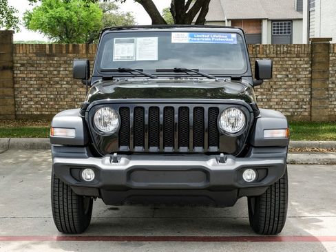 Used 2022 Jeep Wrangler Unlimited Sport w/ Sun And Sound Package image 10
