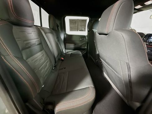 Used 2025 Nissan Frontier PRO-4X w/ Pro Convenience Package AWD/4WD image 27