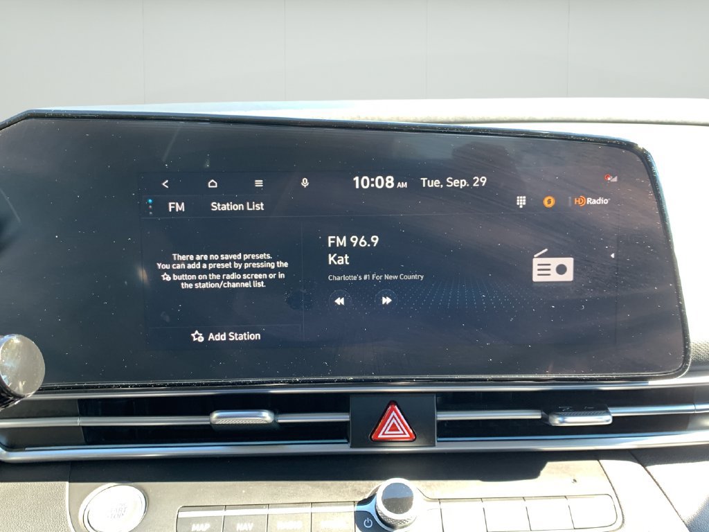 Used 2024 Hyundai Elantra SEL w/ Convenience Package FWD image 26