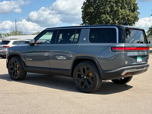 Used 2024 Rivian R1S Adventure AWD/4WD image 6