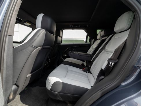 Used 2023 Land Rover Range Rover Sport First Edition image 53