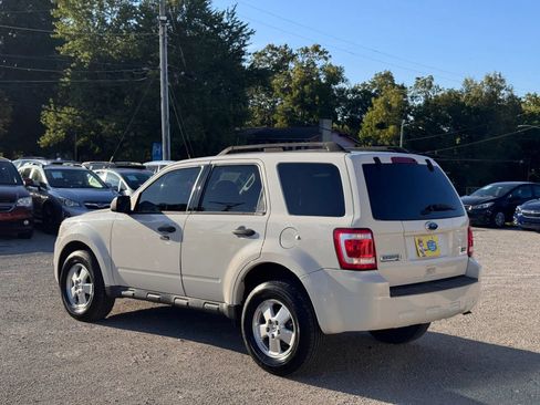 Used 2011 Ford Escape XLT FWD image 11