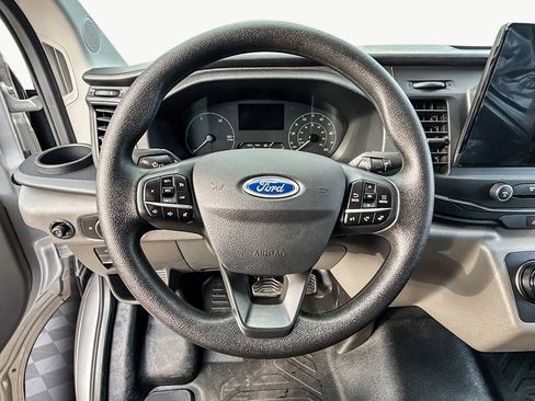 Used 2023 Ford E-Transit Low Roof image 13