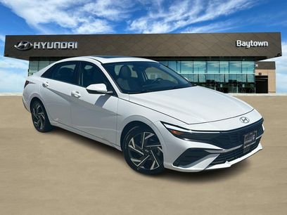 Used 2025 Hyundai Elantra Limited