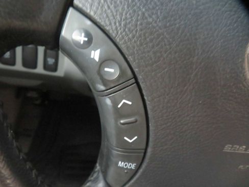 Used 2010 Toyota Tacoma PreRunner image 33