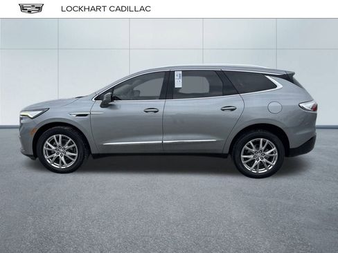 Used 2023 Buick Enclave Essence w/ Experience Buick Package image 5