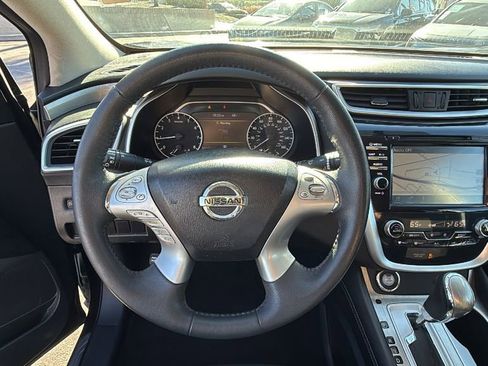 Used 2017 Nissan Murano SV image 20