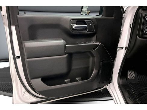 Used 2023 Chevrolet Silverado 1500 Custom image 22