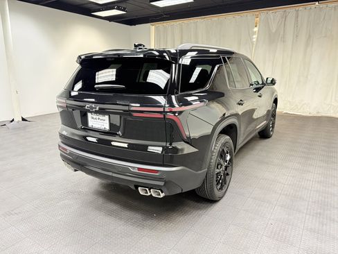 New 2026 Chevrolet Traverse LT w/ Midnight/Sport Edition image 6