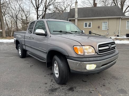 Used 2001 Toyota Tundra SR5 image 4