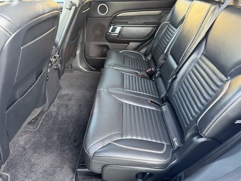 Used 2018 Land Rover Discovery HSE image 20
