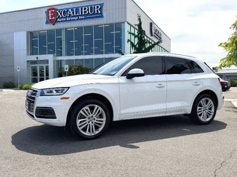 Used 2018 Audi Q5 2.0T Premium Plus w/ Premium Plus Package AWD/4WD image 2