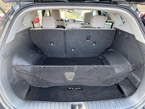 Used 2021 Hyundai Tucson SEL AWD/4WD image 17