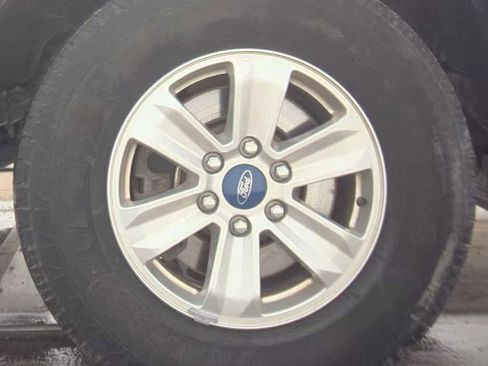 Used 2017 Ford F150 XLT image 10