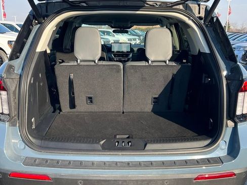 Used 2026 Ford Explorer Active w/ Active Comfort Package image 5