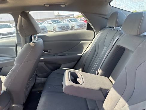 Used 2024 Hyundai Elantra SEL w/ Convenience Package FWD image 32
