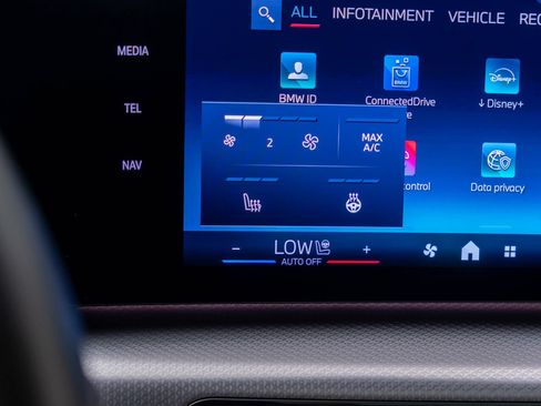 Certified 2026 BMW X1 M35i AWD/4WD image 32