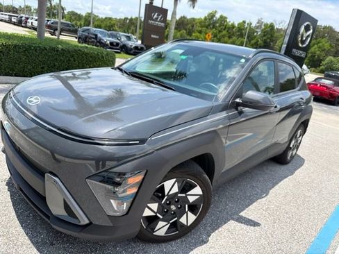 Used 2024 Hyundai Kona SEL FWD image 4
