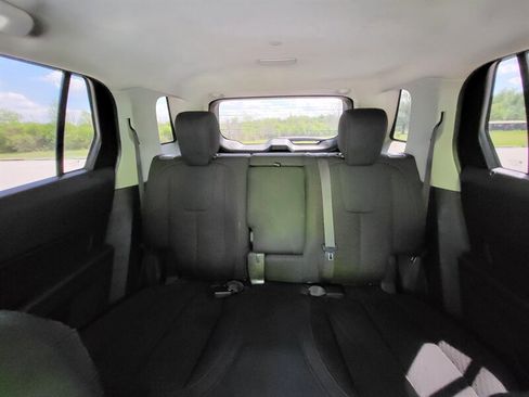 Used 2014 GMC Terrain SLE FWD image 15