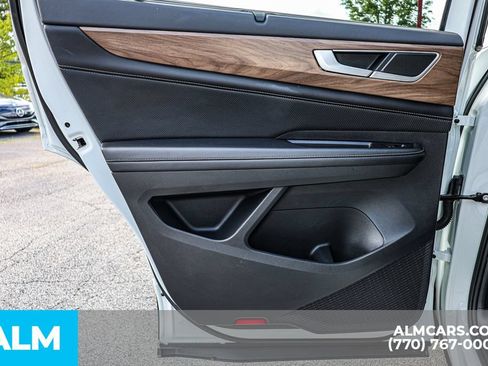 Used 2025 Volkswagen Atlas SE FWD image 51