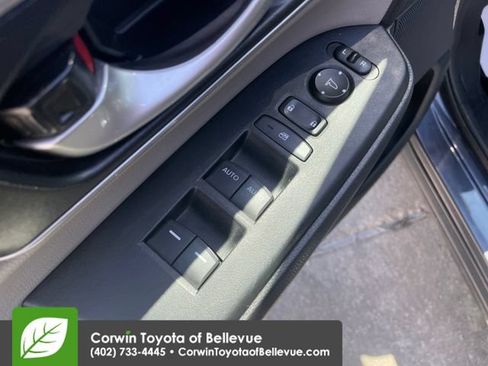 Used 2018 Honda CR-V EX-L image 19